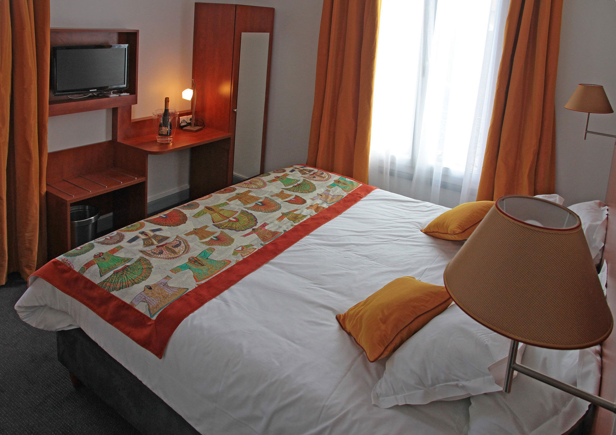 Best Western Hotel Centre Reims Exterior photo